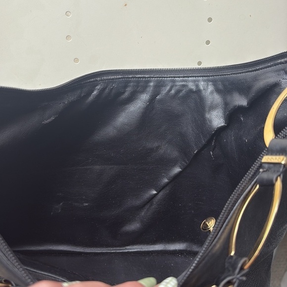 Vintage Gucci Heavy Chain Black Leather Shoulder Bag from Saks Fifth Avenue - Picture 9 of 12